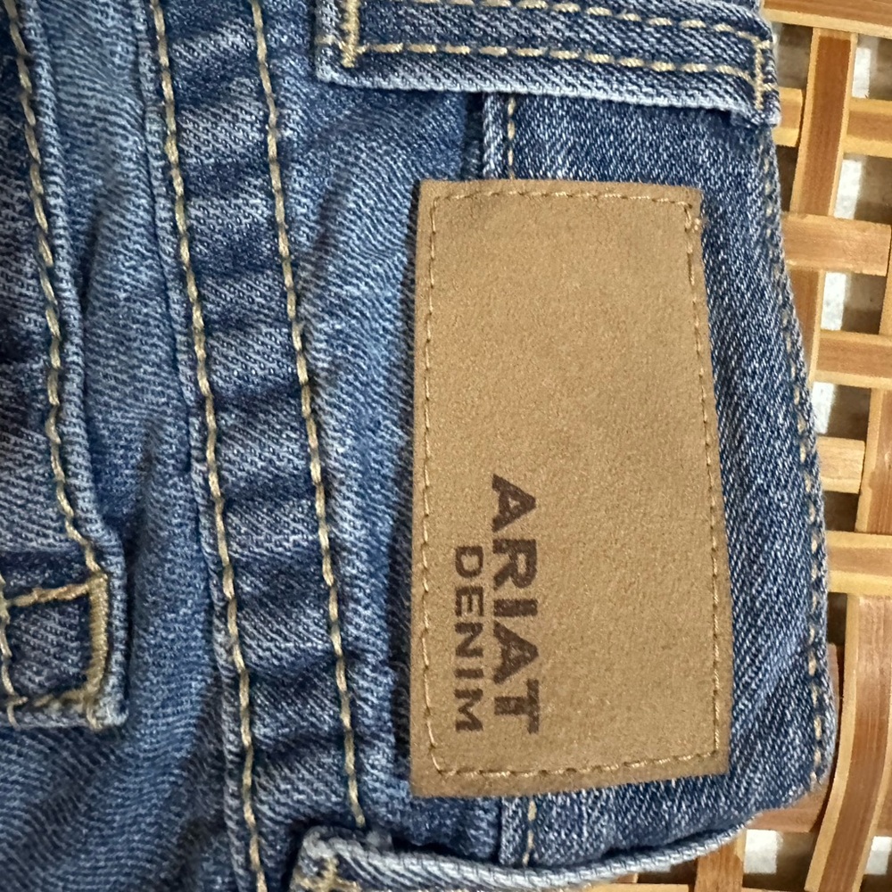 Ariat Denim Shorts with Embroidered Accents - Picture 5 of 5